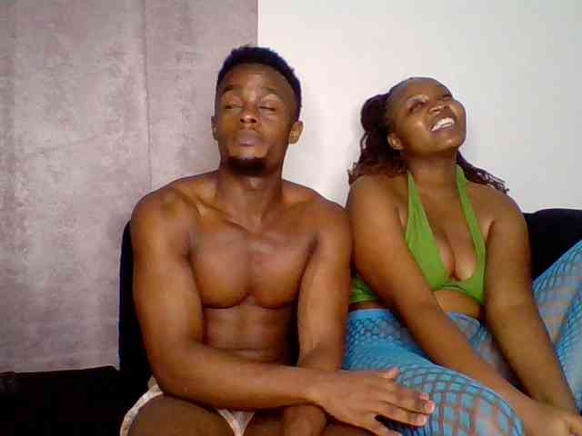 TwosomeTreasure webcam