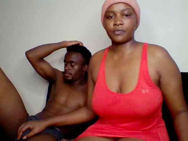 TwosomeTreasure webcam