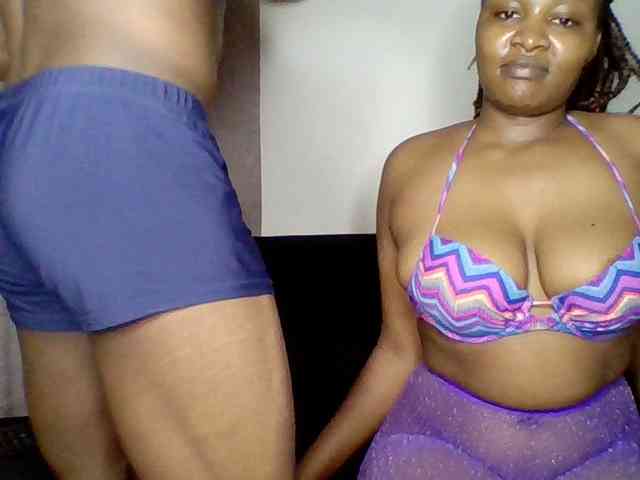 TwosomeTreasure webcam