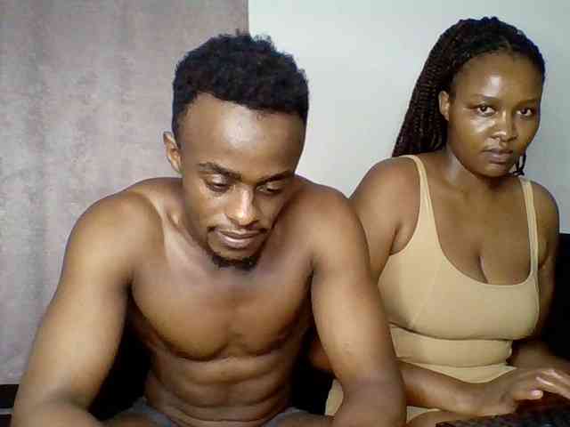 TwosomeTreasure webcam