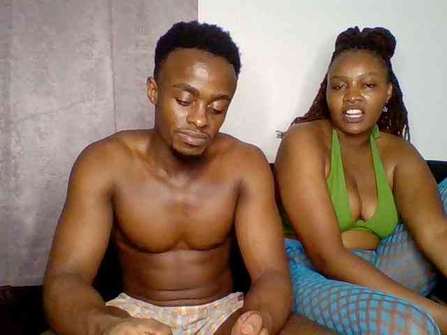 TwosomeTreasure webcam