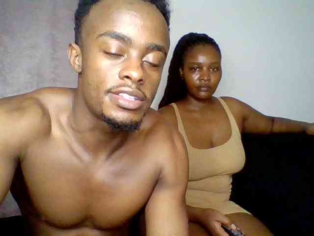 TwosomeTreasure webcam