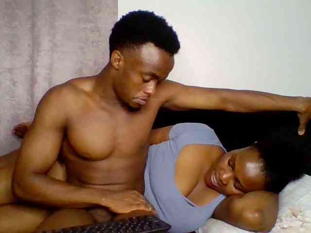 TwosomeTreasure webcam