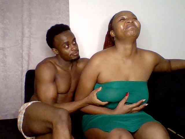 TwosomeTreasure webcam