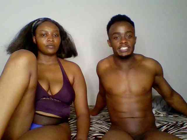 TwosomeTreasure webcam