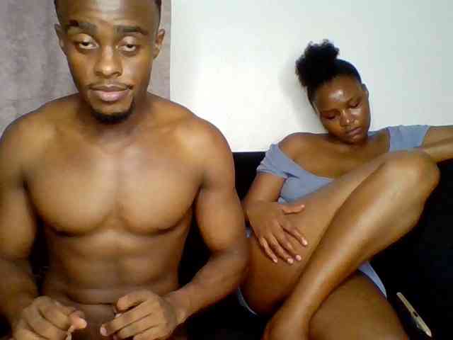 TwosomeTreasure webcam