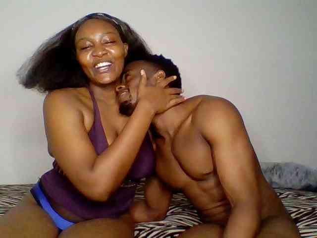 TwosomeTreasure webcam