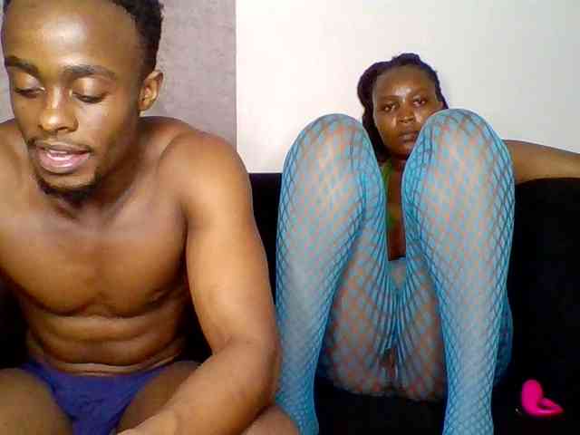 TwosomeTreasure webcam