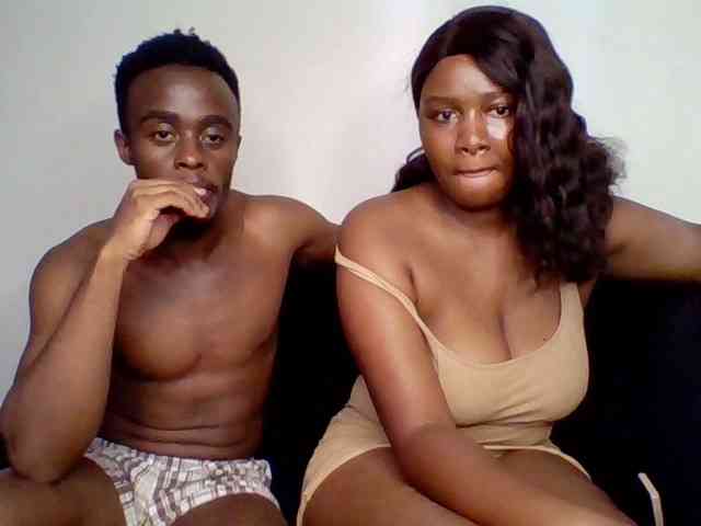 TwosomeTreasure webcam