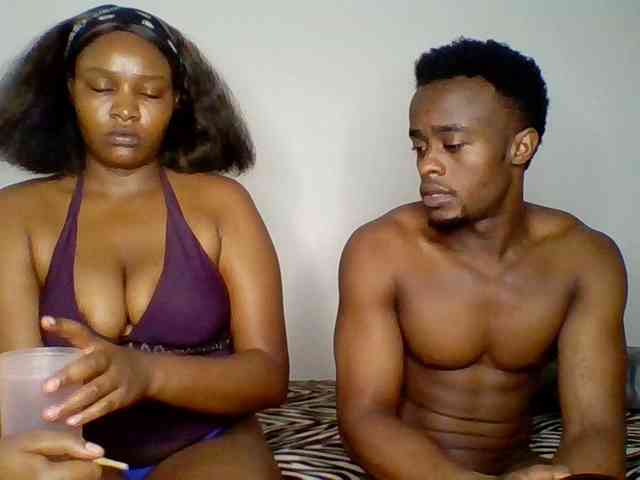 TwosomeTreasure webcam