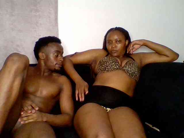 TwosomeTreasure webcam