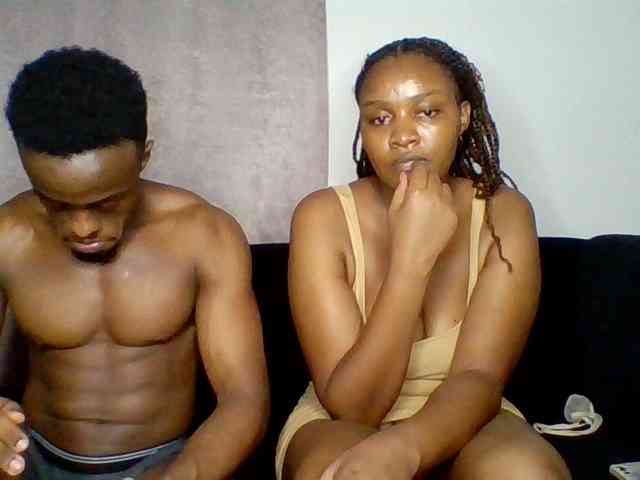 TwosomeTreasure webcam