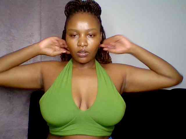 TwosomeTreasure webcam