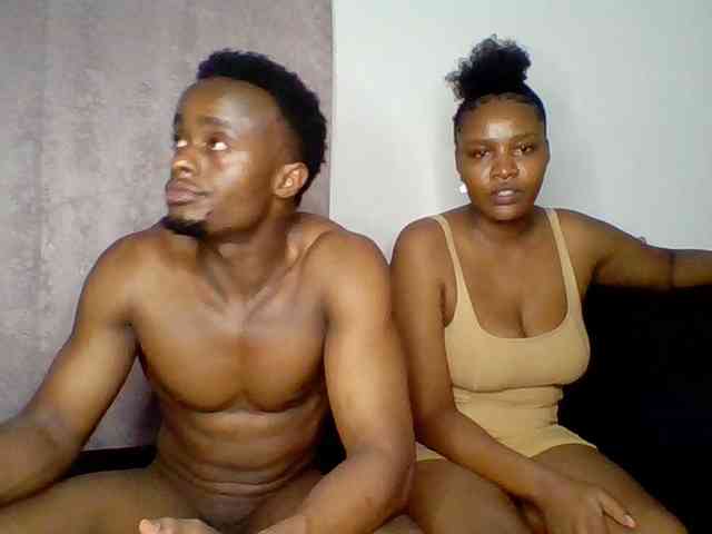 TwosomeTreasure webcam