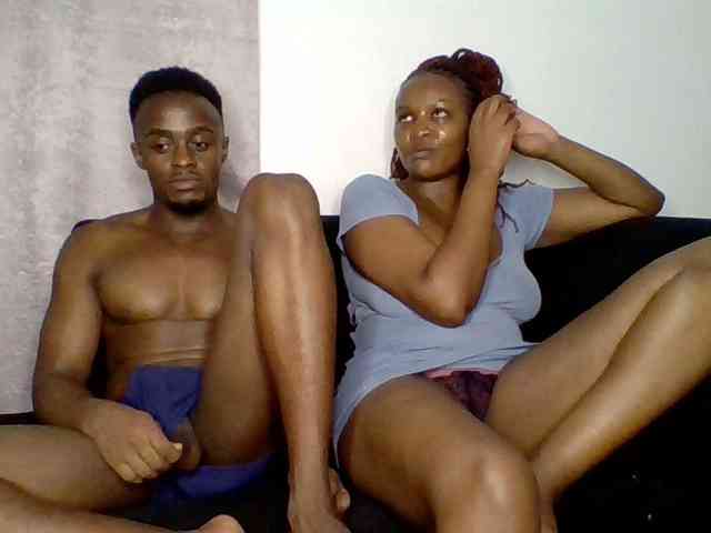 TwosomeTreasure webcam