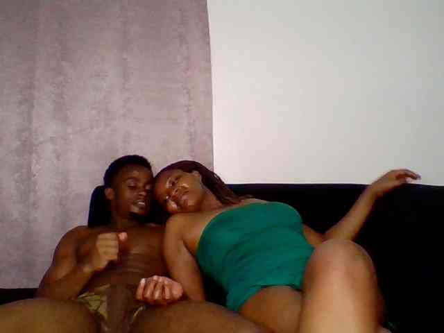 TwosomeTreasure webcam