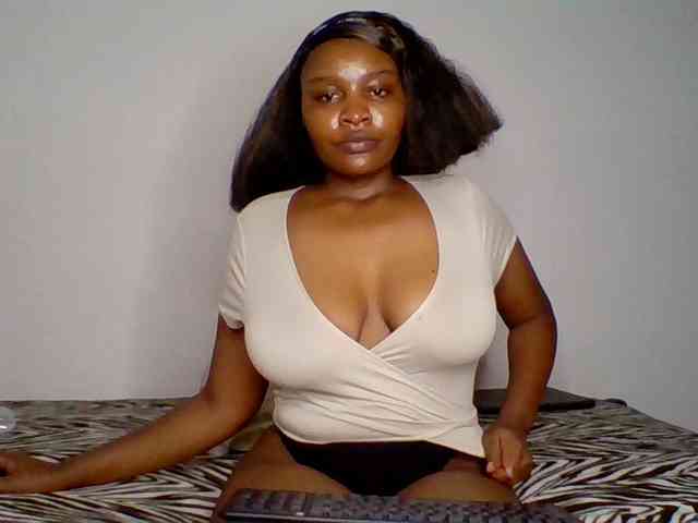 TwosomeTreasure webcam