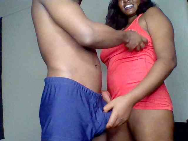 TwosomeTreasure webcam