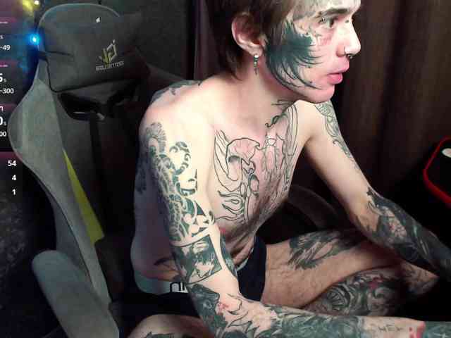 lonelycrystal lonelycrystal