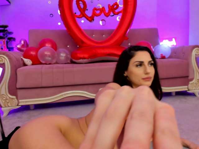 belovedkhlloe's BongaCams show and profile