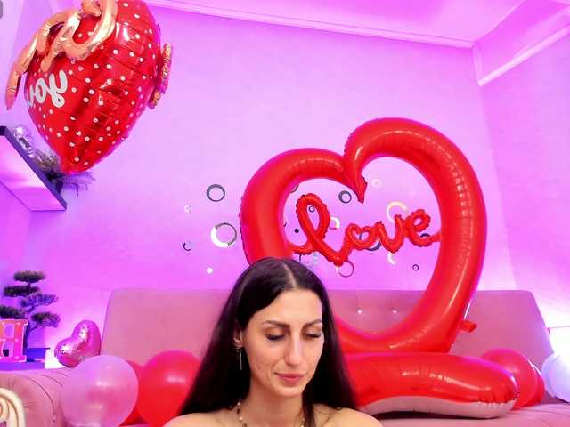 belovedkhlloe's BongaCams show and profile