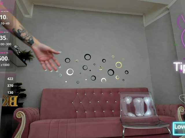 belovedkhlloe's BongaCams show and profile