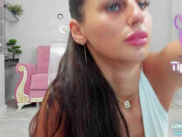 belovedkhlloe webcam