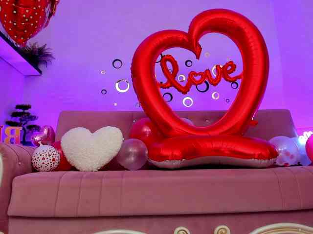 belovedkhlloe webcam