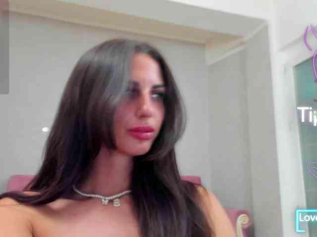 belovedkhlloe webcam