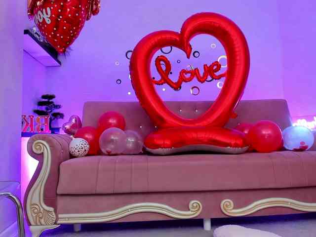 belovedkhlloe webcam