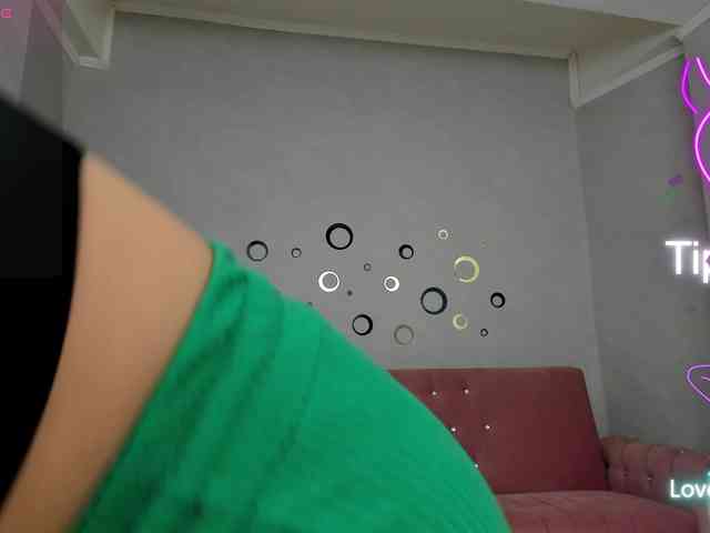 belovedkhlloe webcam