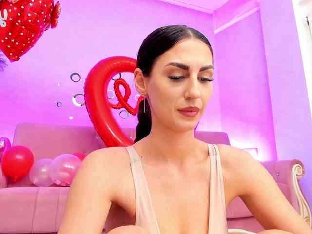 belovedkhlloe webcam