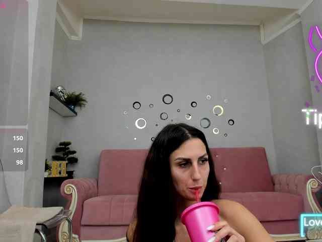 belovedkhlloe webcam