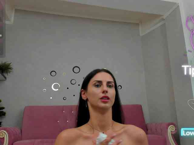 belovedkhlloe webcam
