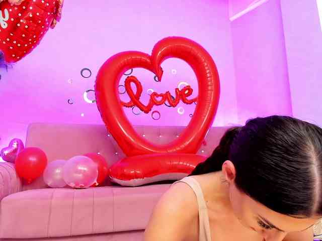 belovedkhlloe webcam