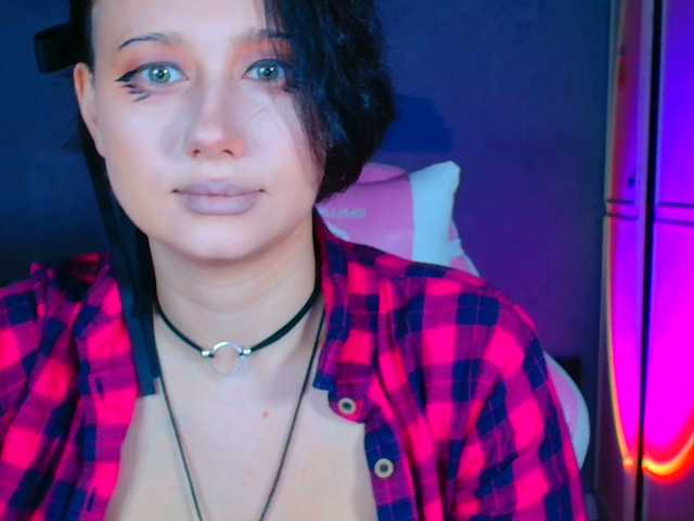 stawbarynut's BongaCams show and profile