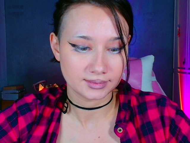 stawbarynut — Hello everyone, I'm glad to see you, thank you for coming, supporting, sending love, tokens, I'm very pleased with all the attention, information about the private in the profile description, kisses and hugs 