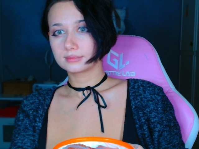 stawbarynut Live Cam on BongaCams and RICams