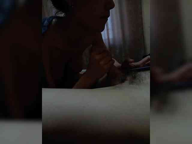 apolon15vulgargi... Live Webcam on BongaCams