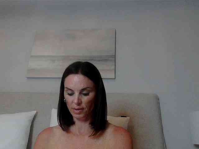 MollyMae911 webcam