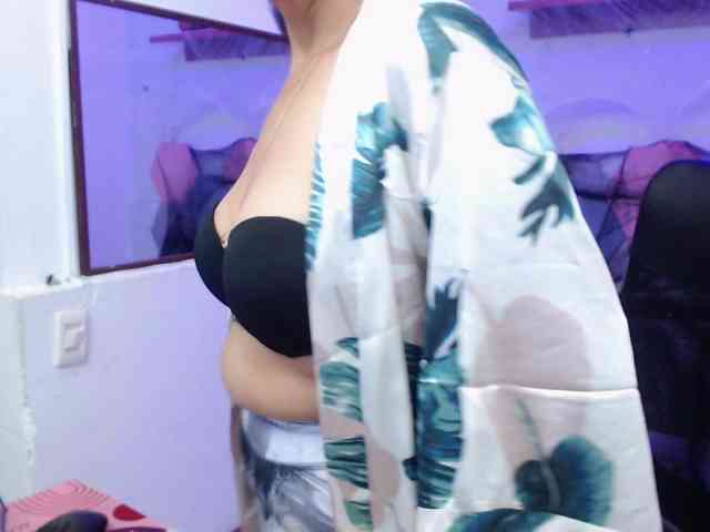 AmandaPeet webcam