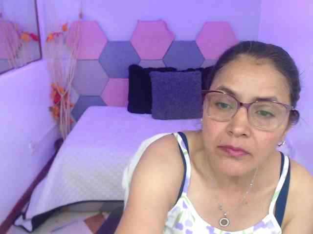 AmandaPeet webcam