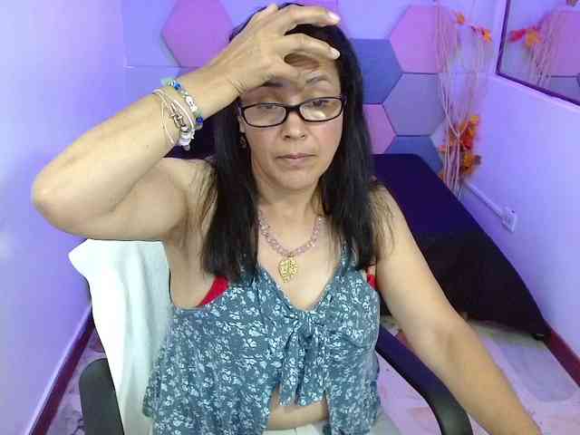 AmandaPeet webcam