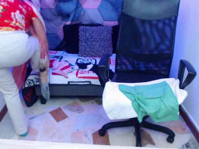 AmandaPeet webcam