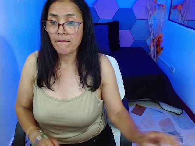 AmandaPeet webcam