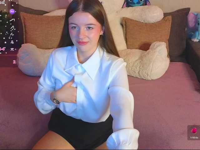 RosalineLov's BongaCams show and profile