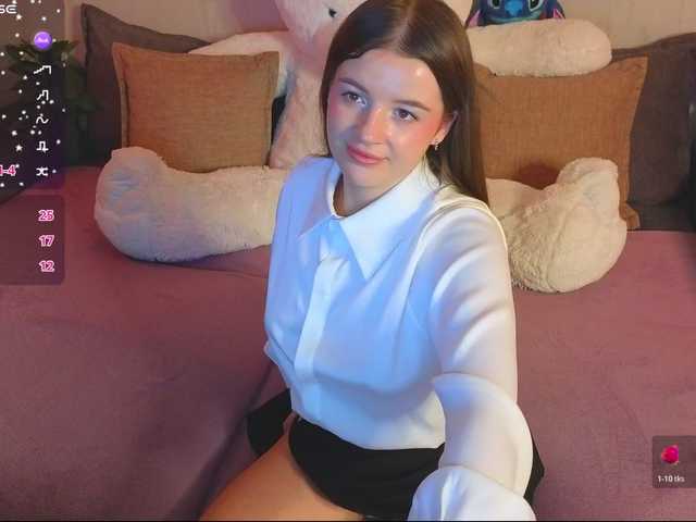 RosalineLov's BongaCams show and profile