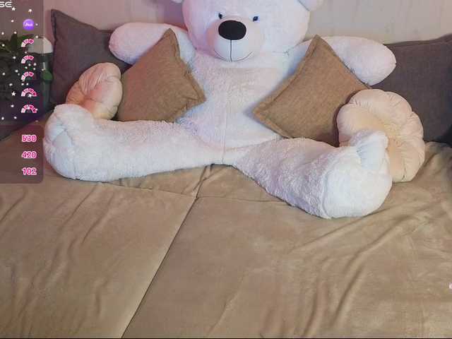 RosalineLov's BongaCams show and profile