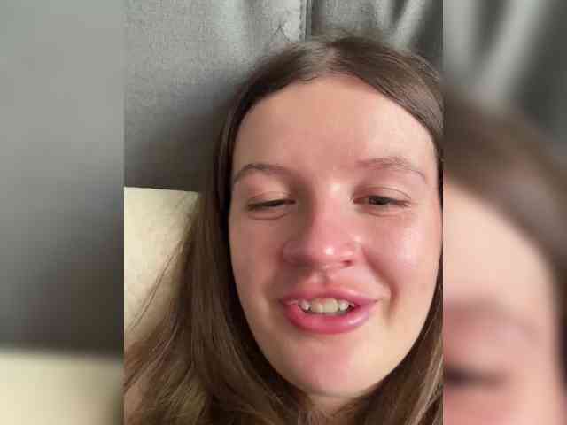 RosalineLov webcam