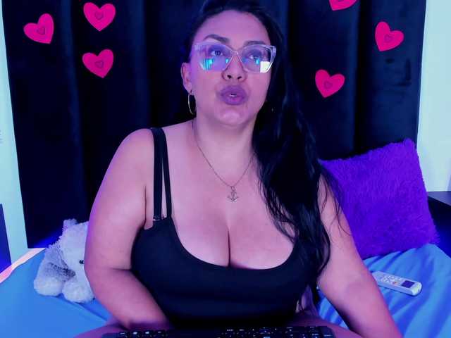 Scarlet-Ray's BongaCams show and profile